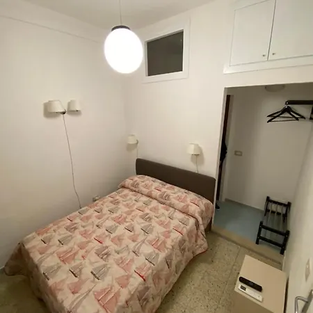Al Centro Del Corso